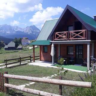Лоджи Chalet Hill Zabljak Жабляк Коттедж с видом на горы-1